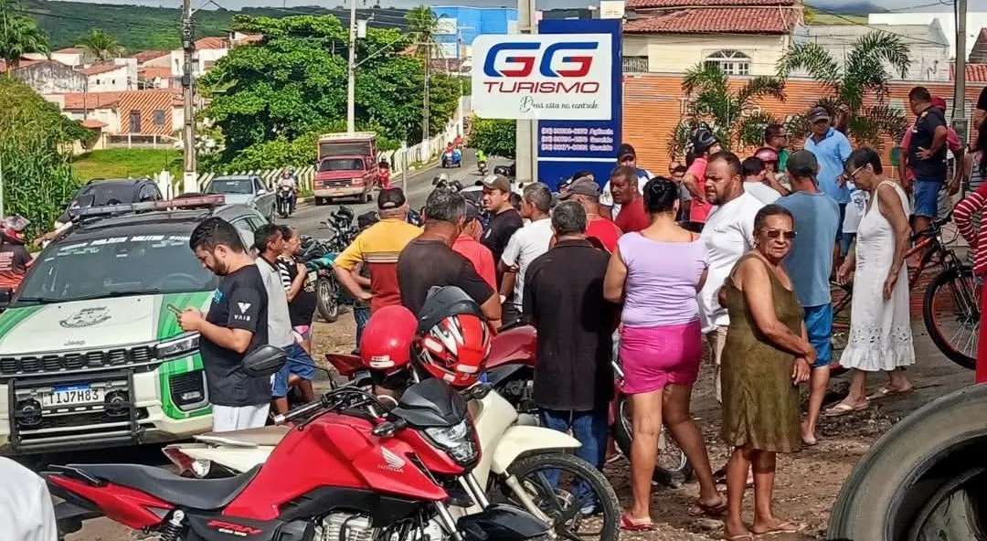Jovem morto quando chegava no local de trabalho em Pedra Branca no Ceará 