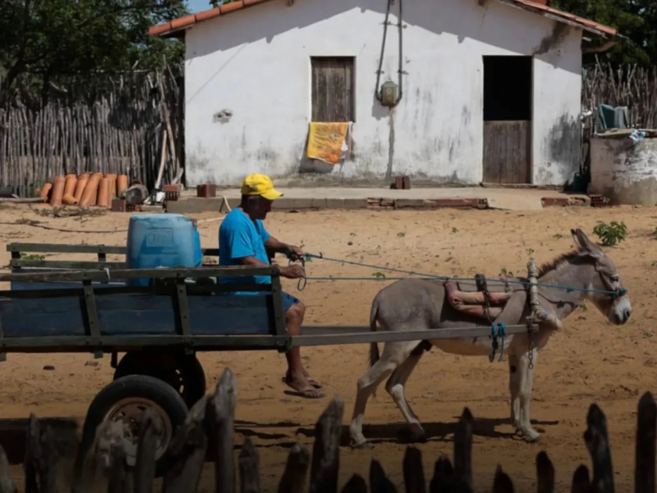 Crédito para construção de banheiros beneficia mais de 20 mil famílias rurais no Ceará 