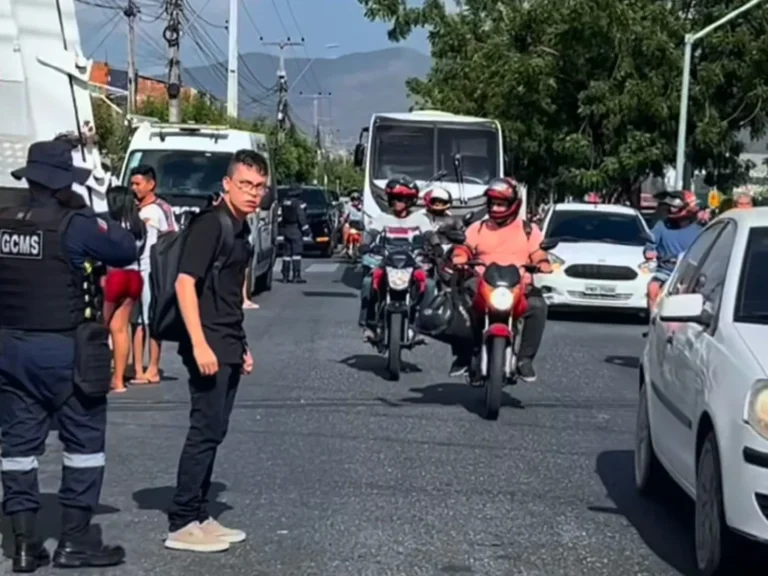 Tragédia em Sobral no Ceará: mulher morre após moto ser atingida por caminhão