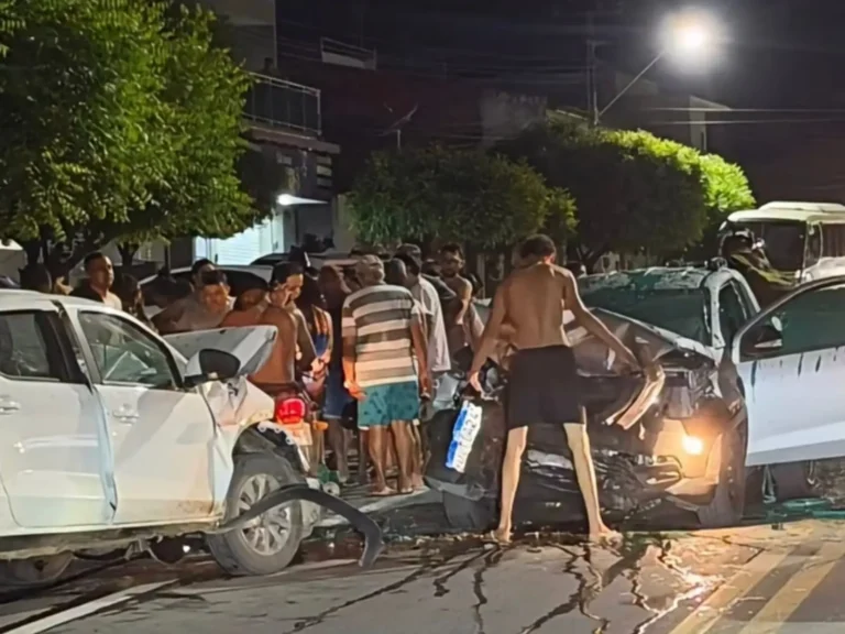 Colisão envolvendo três veículos deixa feridos na CE-060; em Quixeramobim no Ceará 