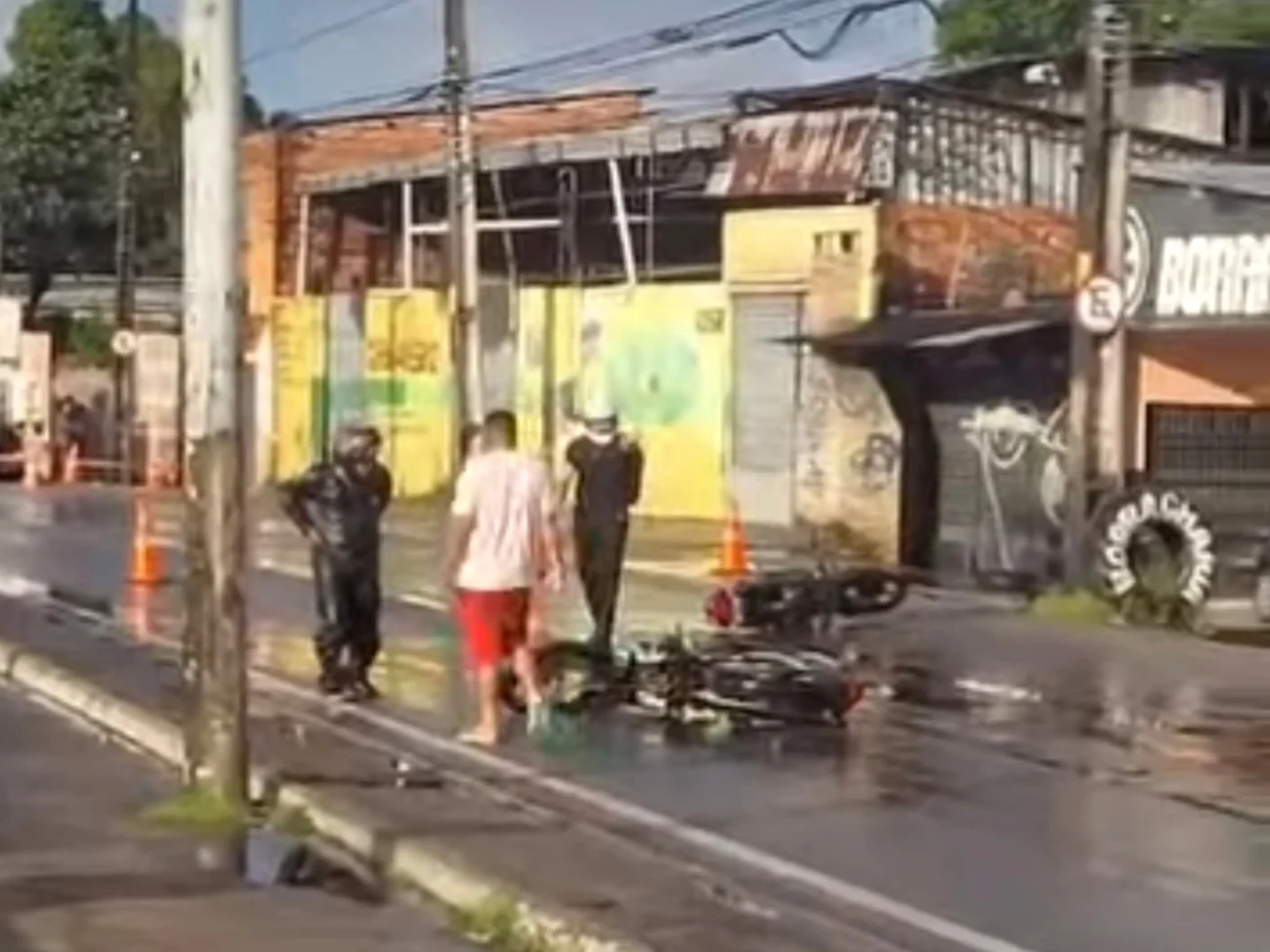 Vídeo mostra acidente de trânsito na cidade de Fortaleza 