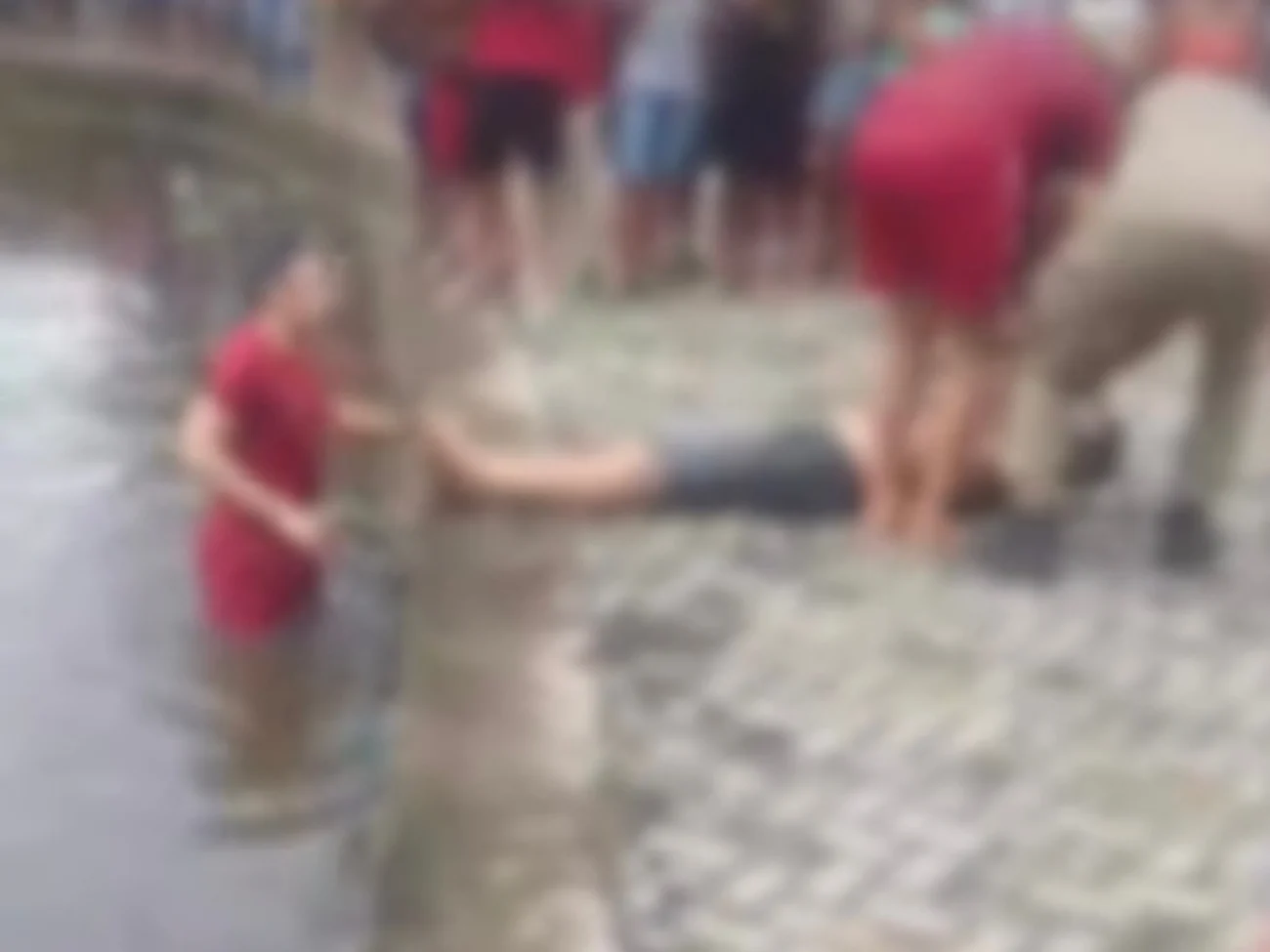 Vídeo mostra tragédia no interior do Ceará: homem morre afogado em açude