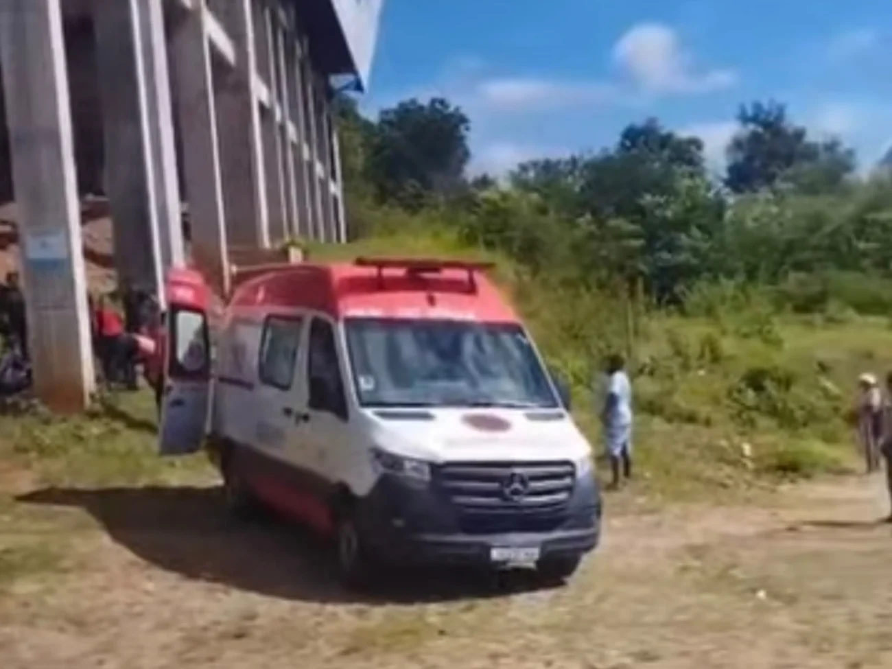 Vídeo mostra quando trabalhador sofre queda durante manutenção no teleférico do Horto em Juazeiro do Norte