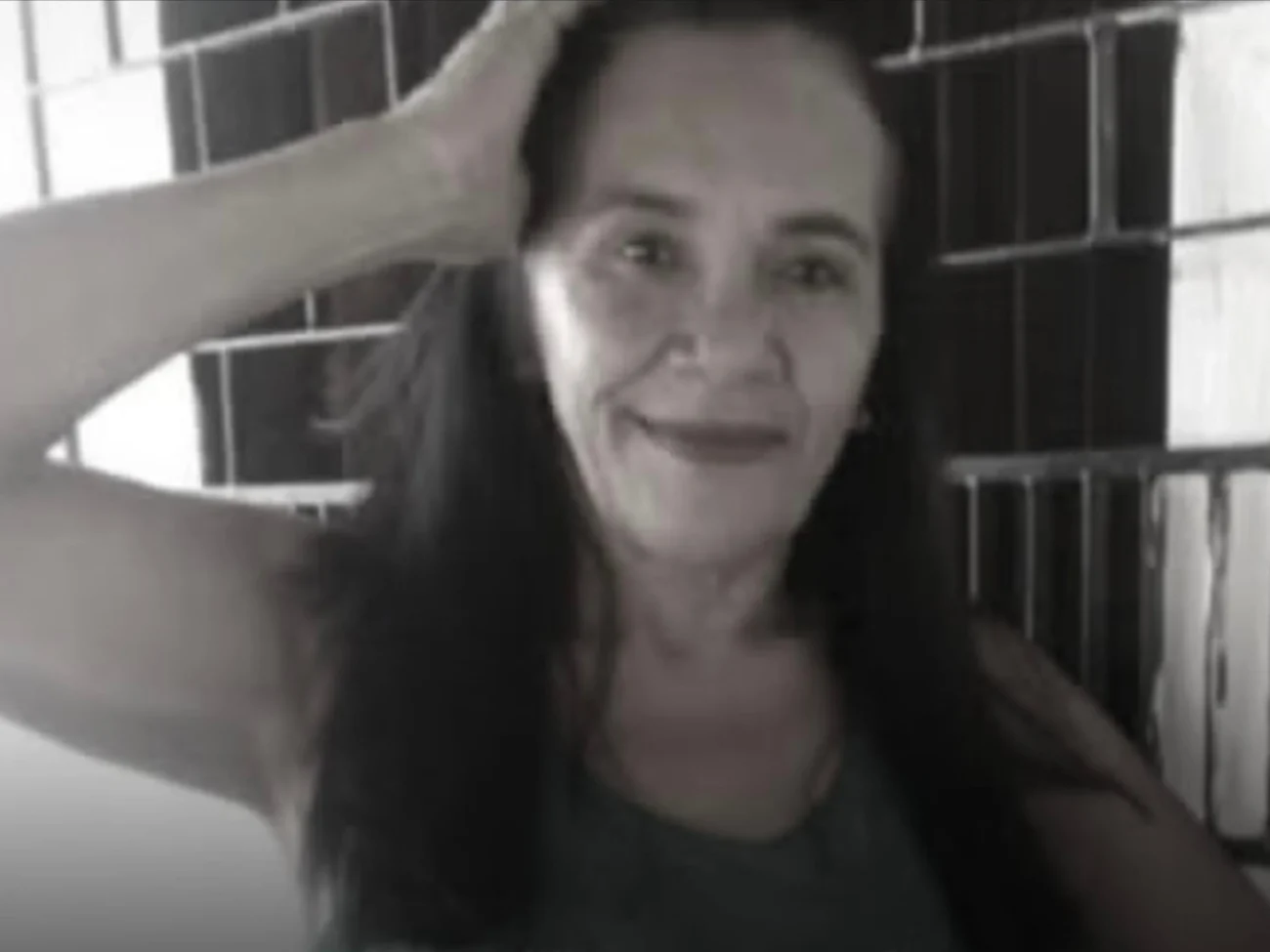 Idosa de 67 anos é morta a facadas e companheiro é preso em flagrante na grande Fortaleza 