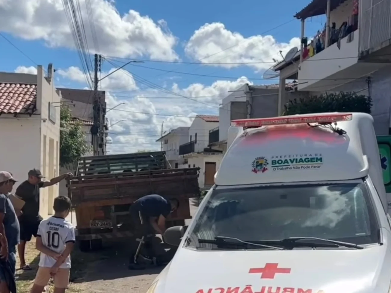 Entregador fica ferido após colisão entre motocicletas no bairro padre paulo, em Boa Viagem no Ceará 