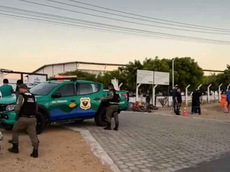 Jovem de 21 anos é executado a tiros enquanto aguardava esposa sair do trabalho em Tauá no Ceará 