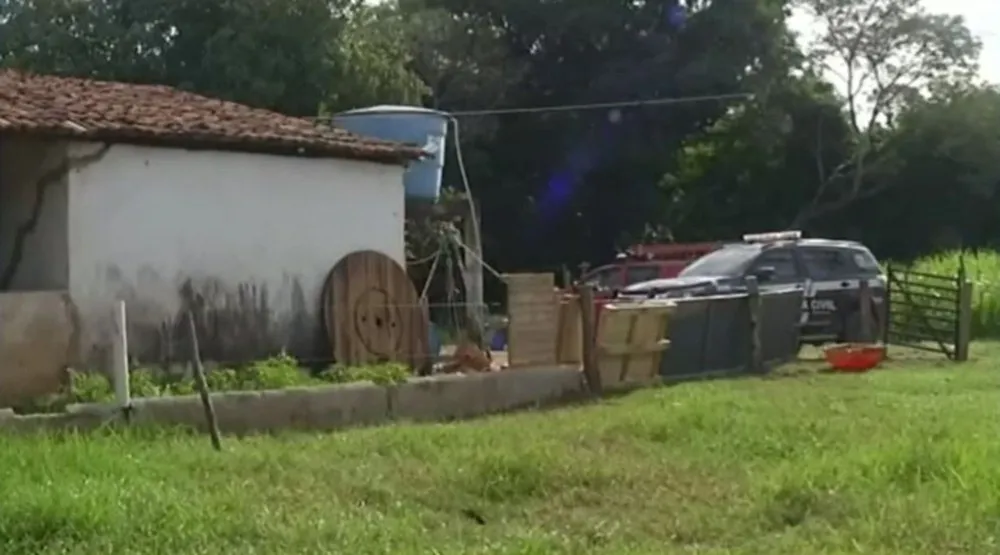 Corpo de jovem é encontrado dentro de cacimba; dois homens são presos por ocultação de cadáver
